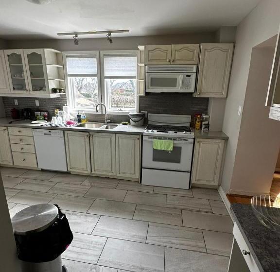 Pension Presidential Suite At Woodstock Villa For 3 5 Members P4c