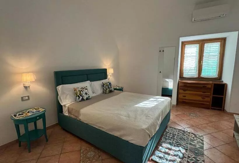 ペンション Sara Luxury Rooms