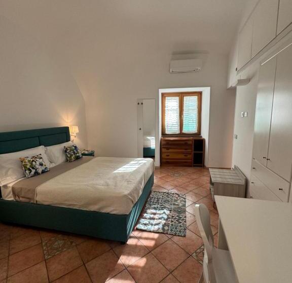 بنسيون Sara Luxury Rooms