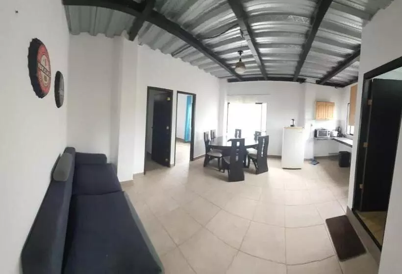 پانسیون Suites Y Departamentos Vacacionales Puerto López