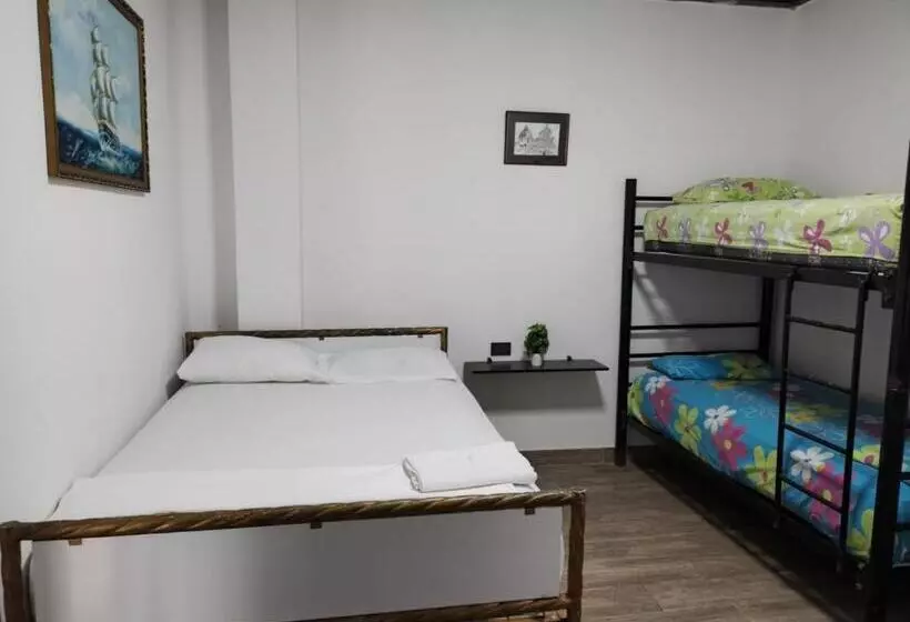 پانسیون Suites Y Departamentos Vacacionales Puerto López