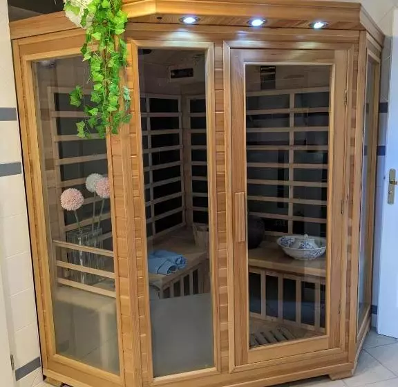 Aamiaismajoitus (B&B) Alix Au Pays Des Pierres Dorées