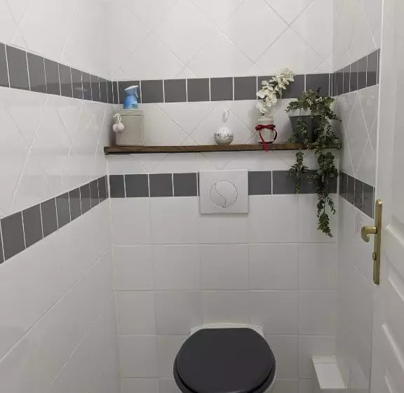 Aamiaismajoitus (B&B) Alix Au Pays Des Pierres Dorées