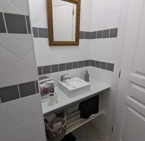 Aamiaismajoitus (B&B) Alix Au Pays Des Pierres Dorées