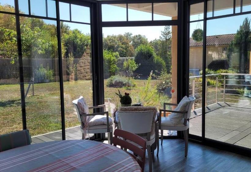 مبيت وإفطار Alix Au Pays Des Pierres Dorées