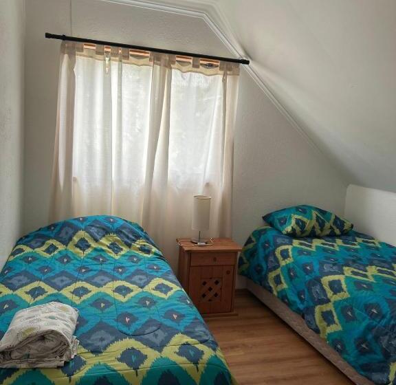 تختخواب و صبحانه Amplia Casa Con Muchas Habitaciones