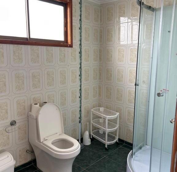 تختخواب و صبحانه Amplia Casa Con Muchas Habitaciones