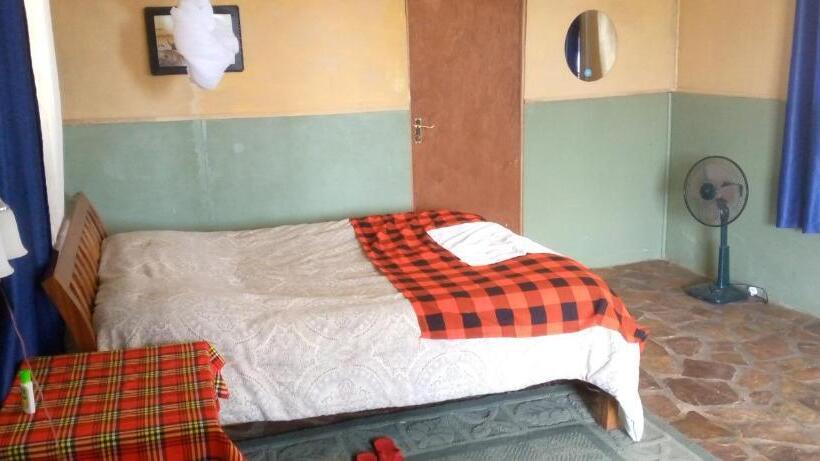 تختخواب و صبحانه Esam Homestay