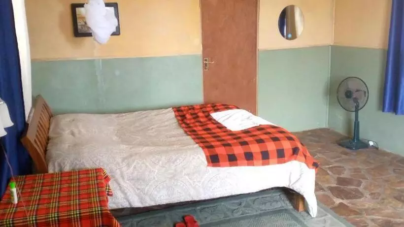 تختخواب و صبحانه Esam Homestay