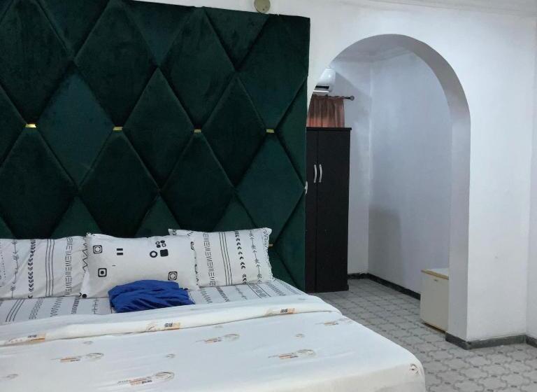 Blue Moon Hotel Victoria Island