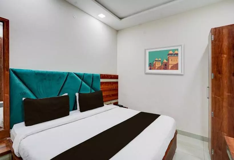 Fabhotel Smr