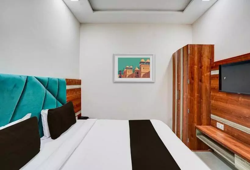 Fabhotel Smr
