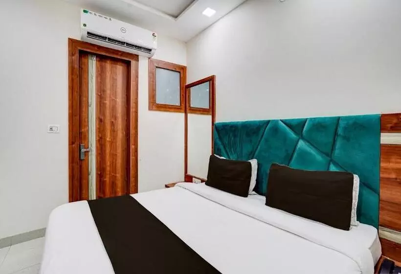 Fabhotel Smr