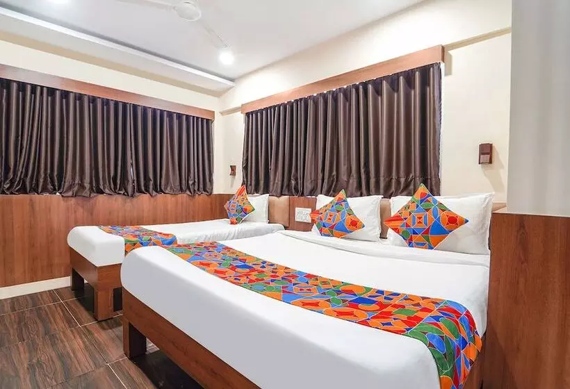 Fabhotel Stayz Inn Us Consulate