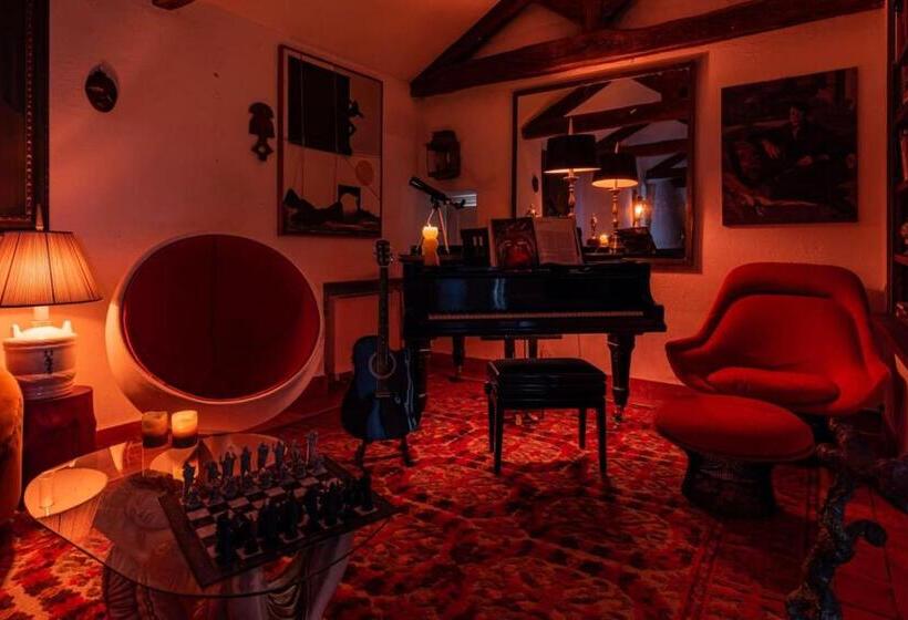 Hotel Cozy Little Romm On Palace Patio