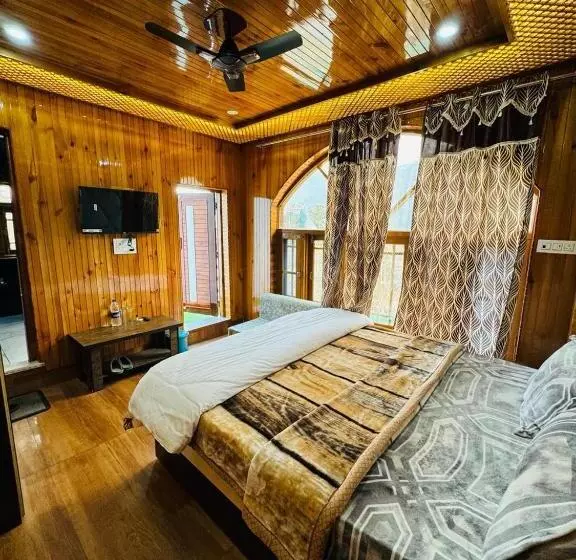 ホテル Frosty Mountain Resort