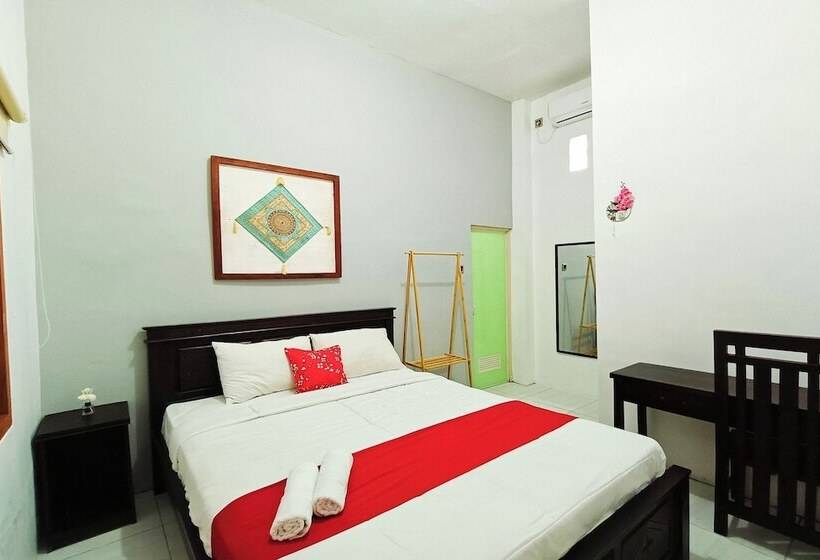فندق Oyo 93837 Ipeda Homestay Syariah