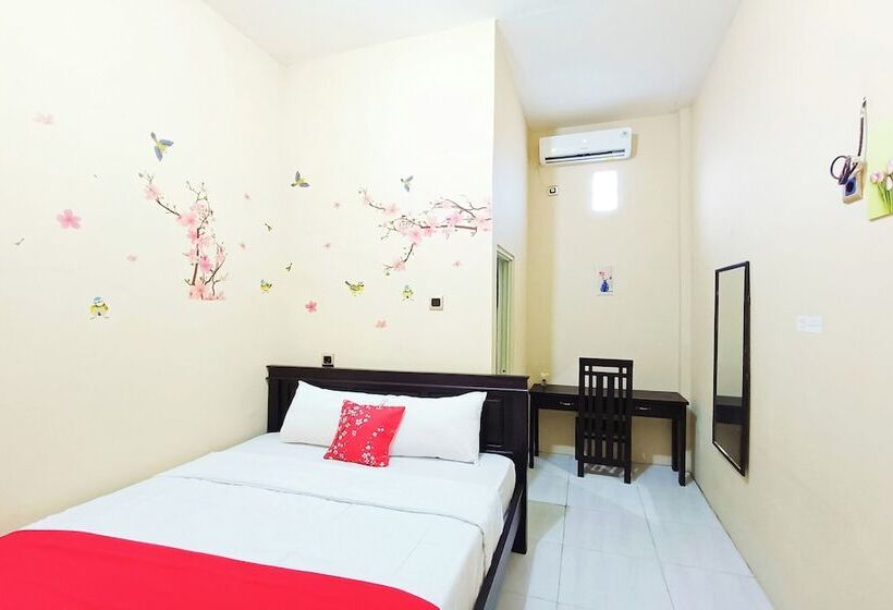 فندق Oyo 93837 Ipeda Homestay Syariah