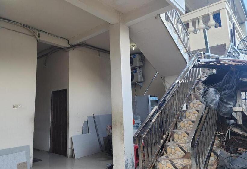 בית מלון כפרי Oyo 93865 Dv Homestay Syariah Kupang