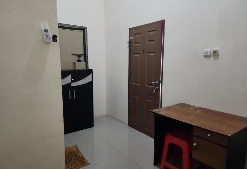 בית מלון כפרי Oyo 93865 Dv Homestay Syariah Kupang