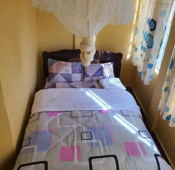 پانسیون Maggy Lodge