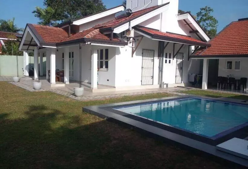 Majatalo Villa Dario