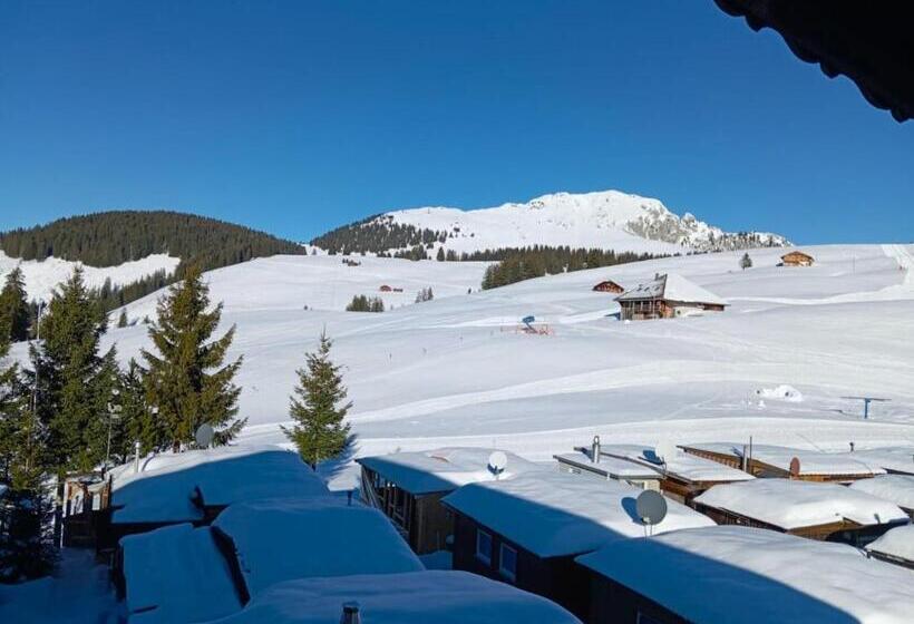 ユースホステル Chambre Double Doppelzimmer Camping Jaunpass