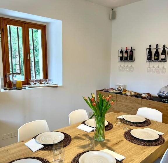 ベッドアンドブレックファースト La Piolsa