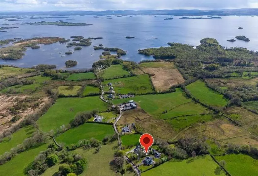 Aamiaismajoitus (B&B) Carraig Ban