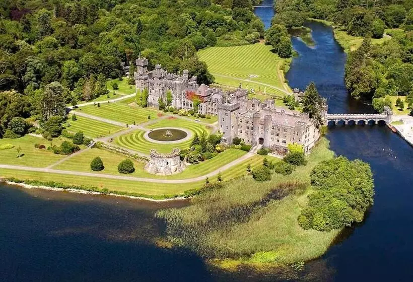 Aamiaismajoitus (B&B) Carraig Ban