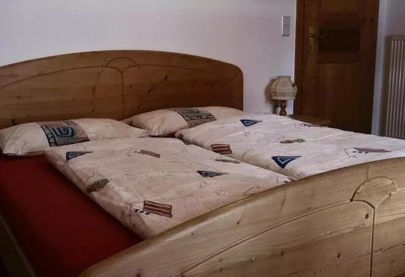 Hotelli Ausser Brugghof