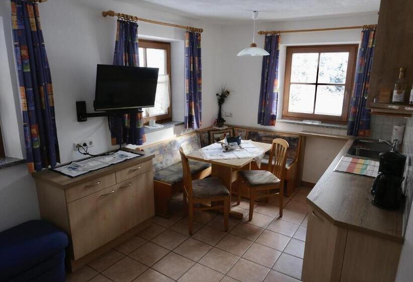 Отель Ausser Brugghof