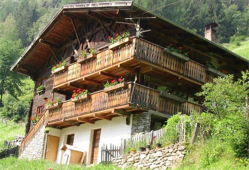 Отель Ausser Brugghof