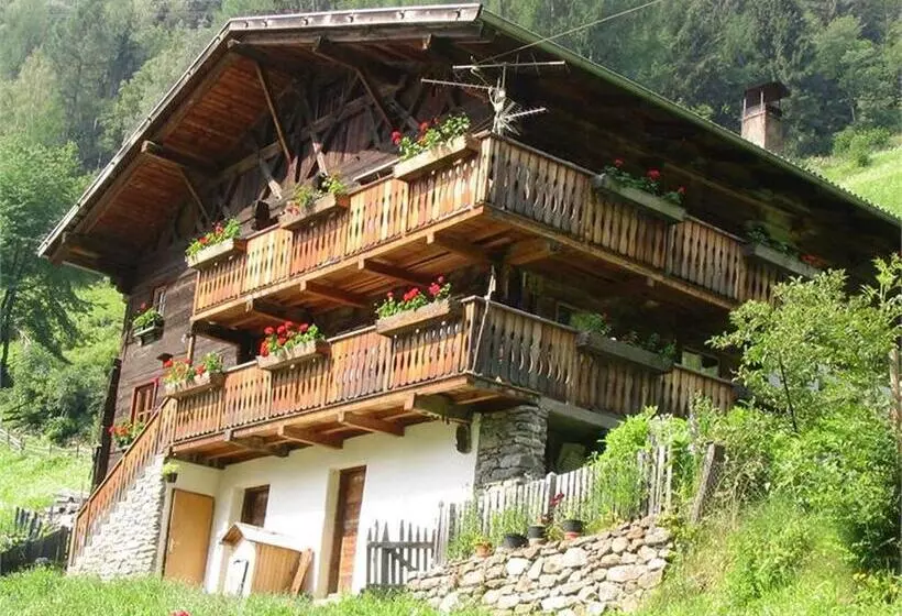 Hotelli Ausser Brugghof