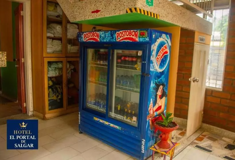 Hotelli El Portal De Salgar