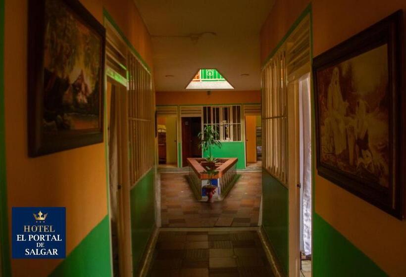 ホテル El Portal De Salgar
