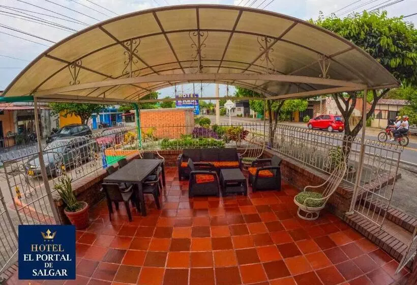 Hotelli El Portal De Salgar