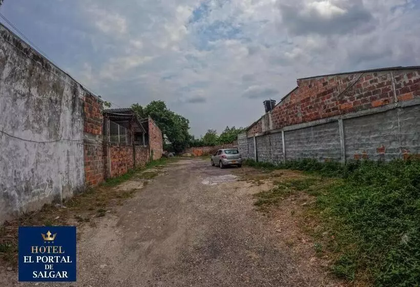 Hotelli El Portal De Salgar