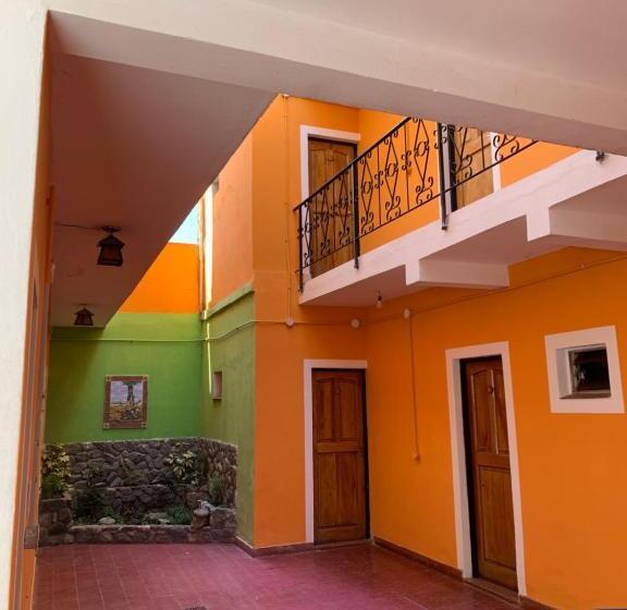 호텔 Hostal El Rey