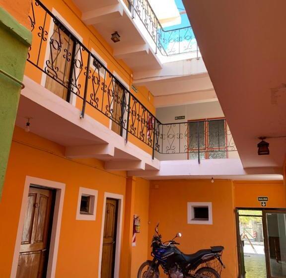 호텔 Hostal El Rey