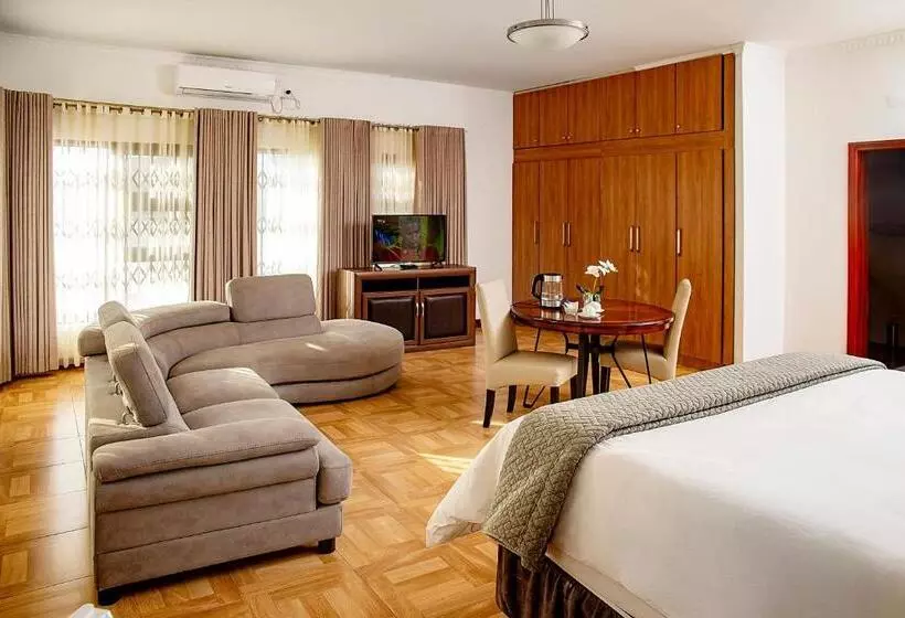 Hotelli Platinum Lodge