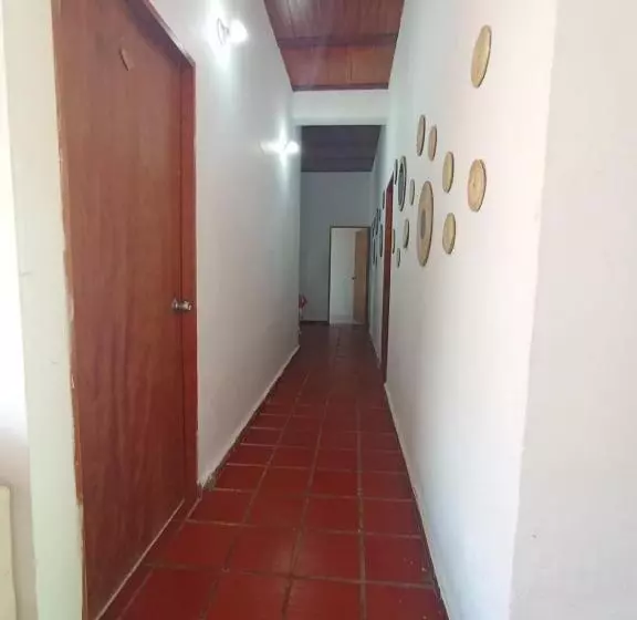 ホテル Santa Veronica Inn