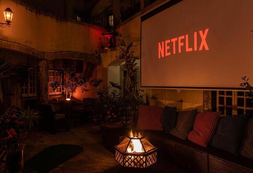 فندق Sintra Wow Unique Double Smart Room In 17th Century Palace! Hot Tub, Snooker, Bbq, Ps5, Sauna, Gym