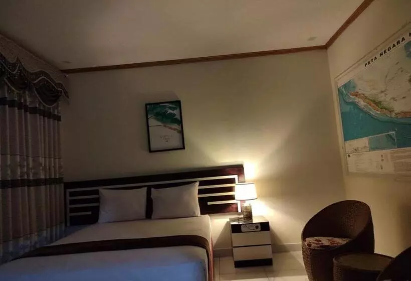 H.v Hotel Bandara