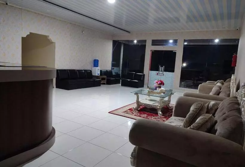 H.v Hotel Bandara