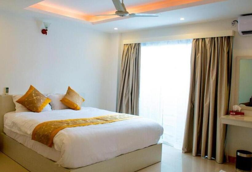 پانسیون Morus Bliss   Divers  Preferred