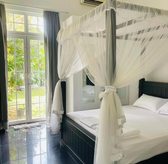 بنسيون Roshe Sky Guest House Colombo