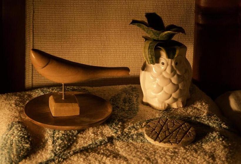 Shanti Hostel And Cafe With Pool