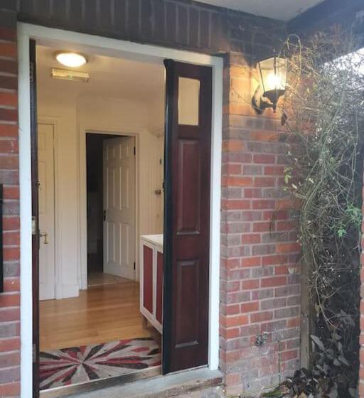 住宿加早餐  Beautiful Airbnb With Ensuite Rooms