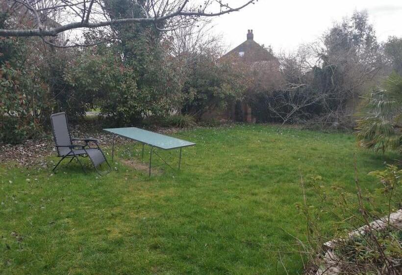 住宿加早餐  Beautiful Airbnb With Ensuite Rooms